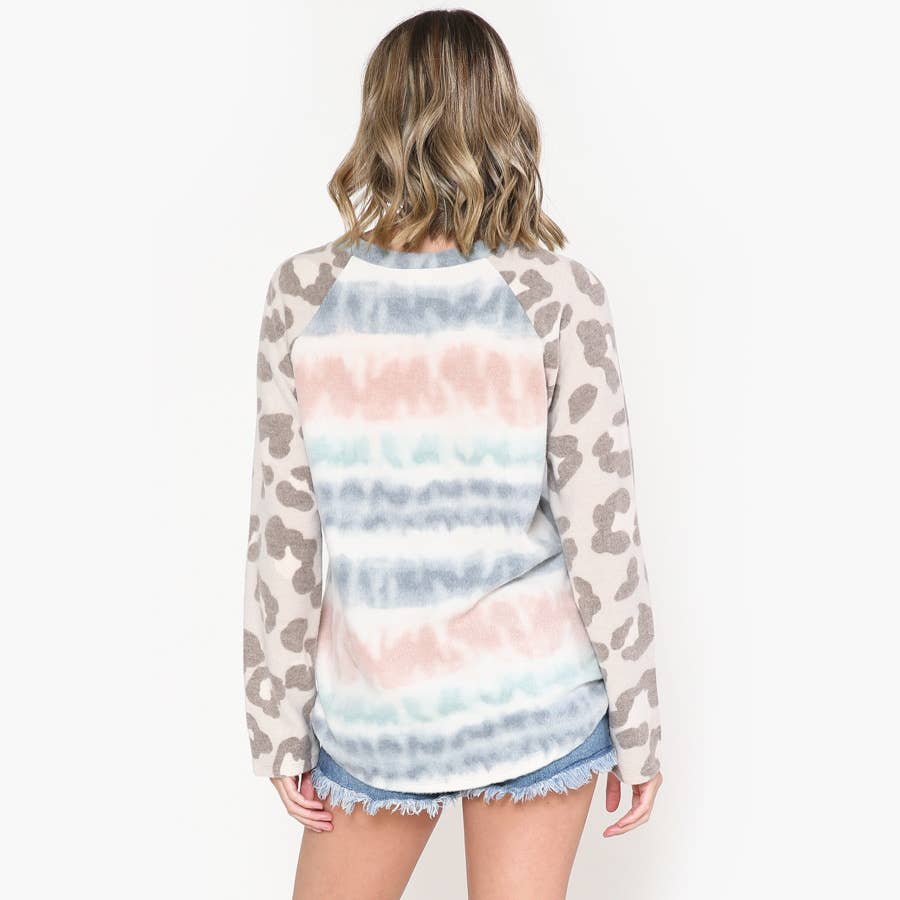 ***SALE*** Mocha Leopard Fleece Blouse