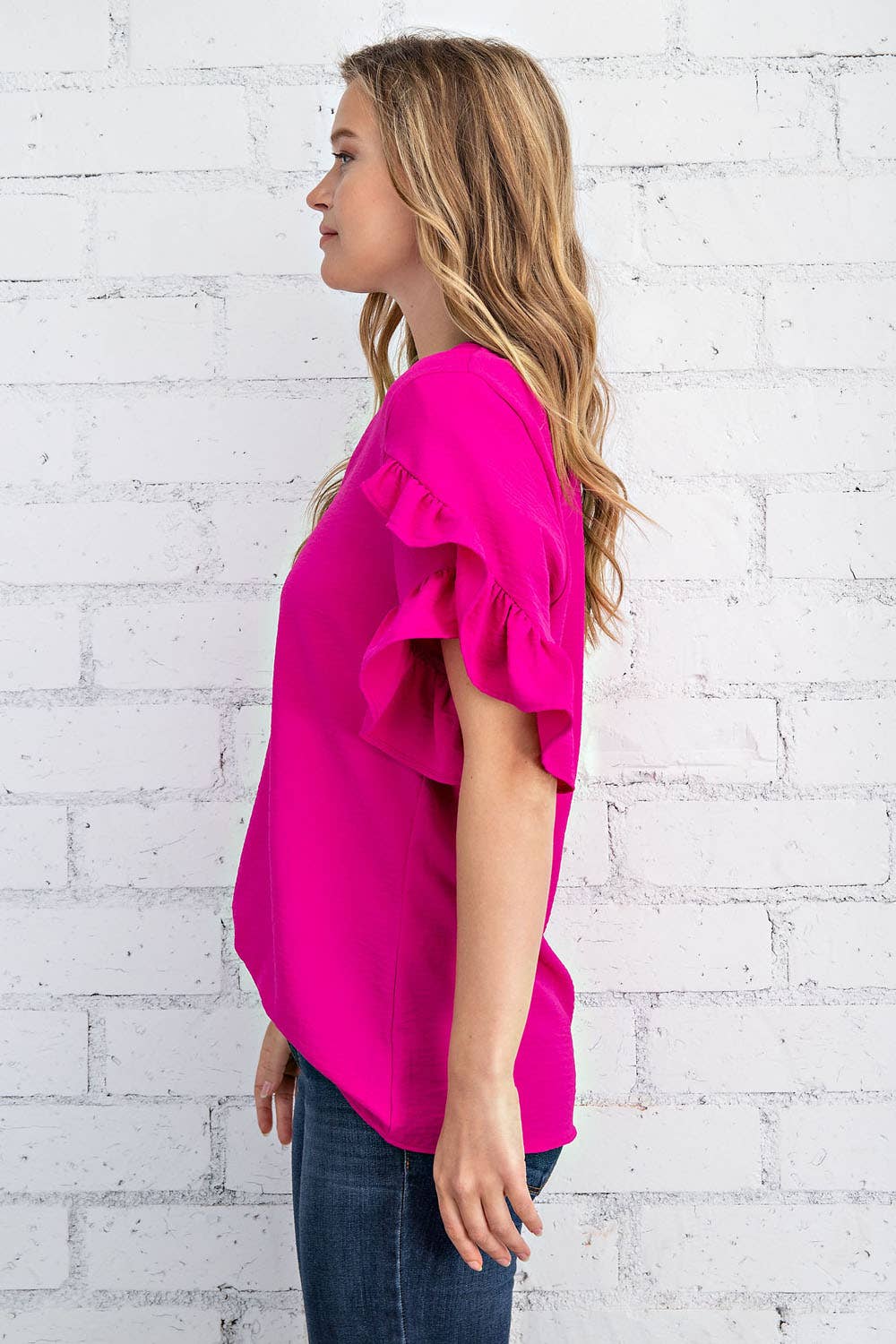 RUFFLED TULIP SLEEVE V NECK TOP