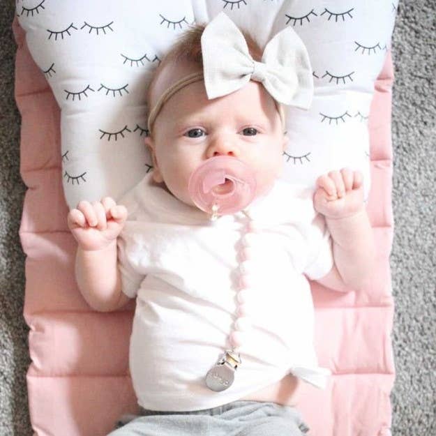 Ali+Oli Silicone Pacifier Clip (Pink-White)